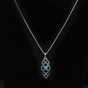 Retiazka s modrým opálovým vzorom