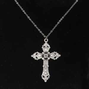 Retiazka s krížovým príveskom